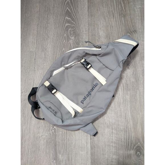 Patagonia Gray and White Backpack - Picture 1 of 14